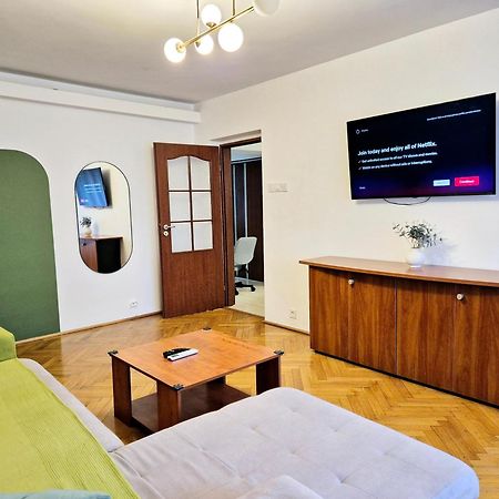 Tranquil Unirii Residence - Elegant & Spacious Living With Parking Steps From Parliament บูคาเรสต์ ภายนอก รูปภาพ