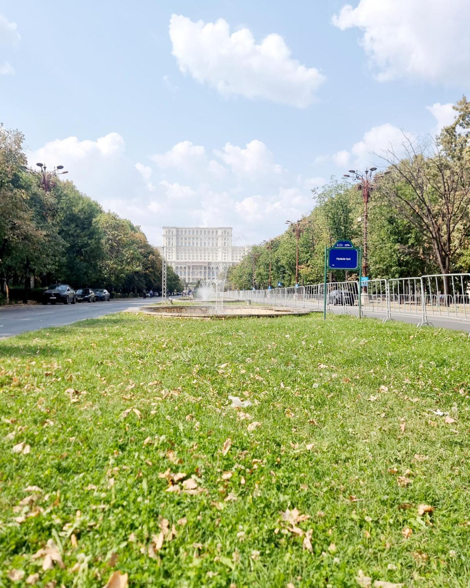 Tranquil Unirii Residence - Elegant & Spacious Living With Parking Steps From Parliament บูคาเรสต์ ภายนอก รูปภาพ