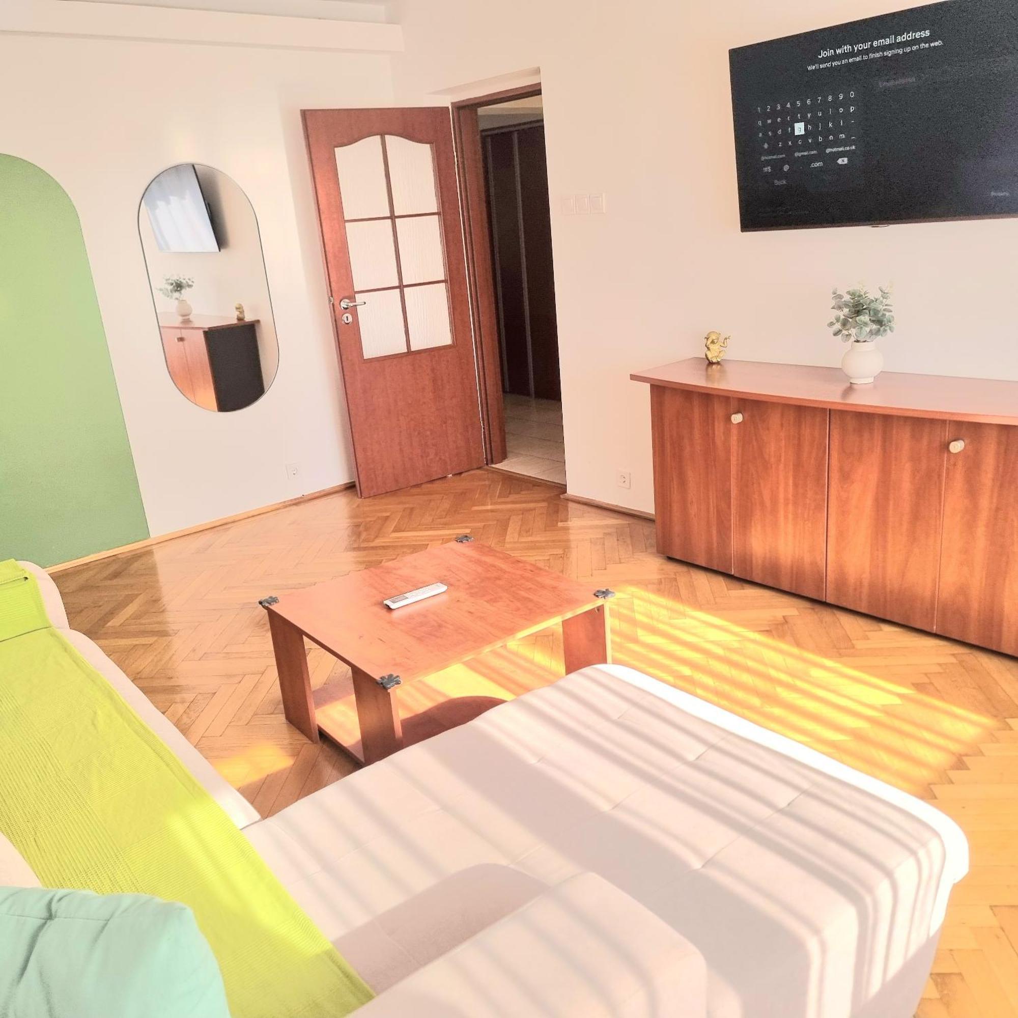 Tranquil Unirii Residence - Elegant & Spacious Living With Parking Steps From Parliament บูคาเรสต์ ภายนอก รูปภาพ