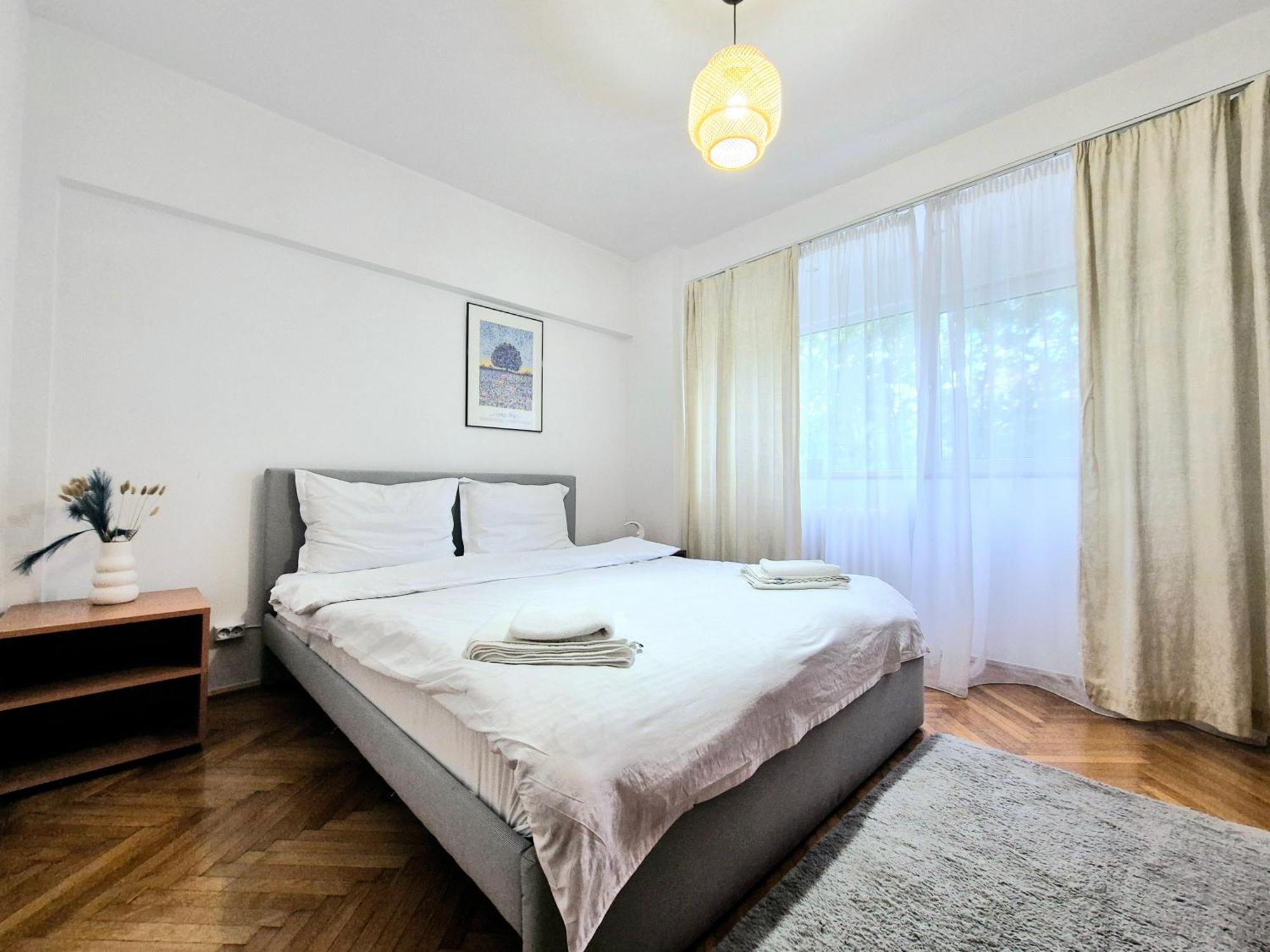 Tranquil Unirii Residence - Elegant & Spacious Living With Parking Steps From Parliament บูคาเรสต์ ภายนอก รูปภาพ